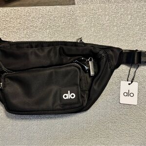 ALO Yoga Black Belt Bag for Men